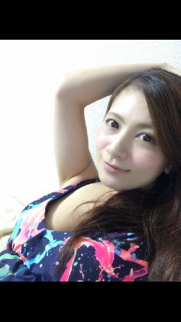 河野 ひかりさんのコーディネート画像