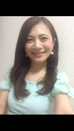 河野 ひかりさんのコーディネート画像