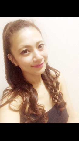 河野 ひかりさんのコーディネート画像