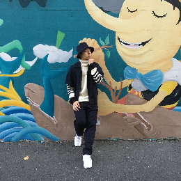 白阪 康之さんのコーディネート画像